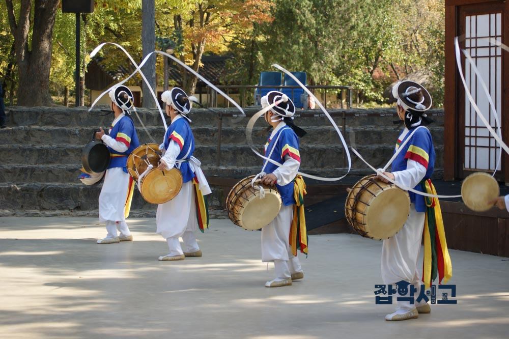 문화유산 보존과 함께 관광의 매력을 더하는 축제